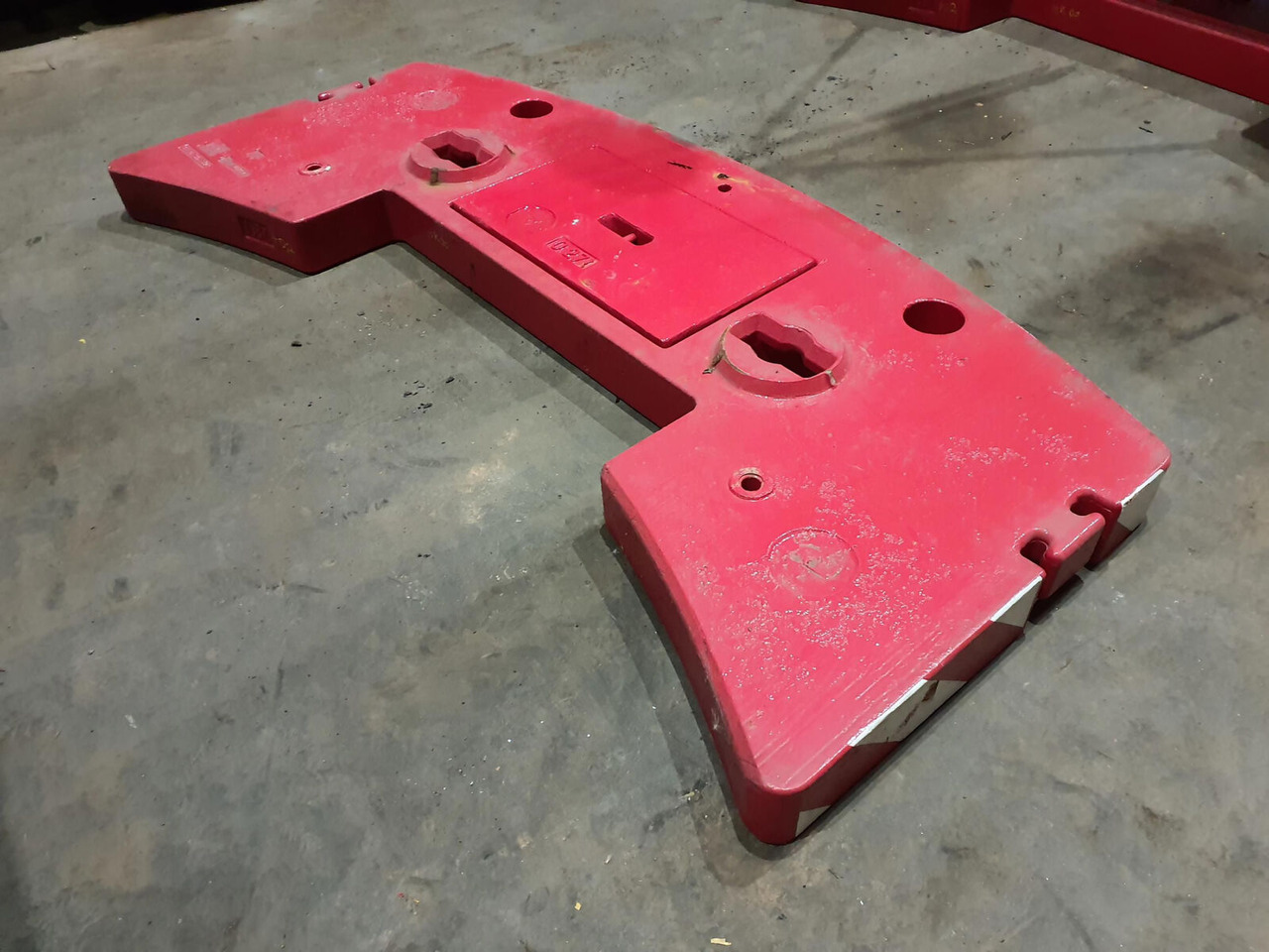 FAUN AUN HK 60 counterweight 2 ton - Противовес для Мобильных кранов: фото 2 FAUN AUN HK 60 counterweight 2 ton - Противовес для Мобильных кранов: фото 2