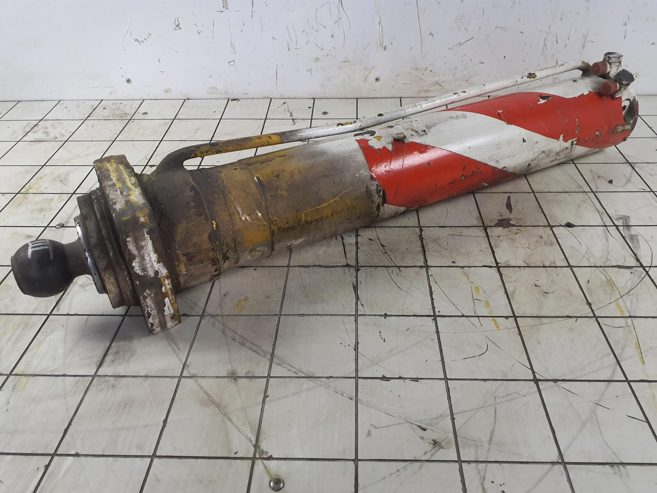 FAUN AUN RTF 30 outrigger cylinder - Гидравлический цилиндр для Мобильных кранов: фото 3 FAUN AUN RTF 30 outrigger cylinder - Гидравлический цилиндр для Мобильных кранов: фото 3