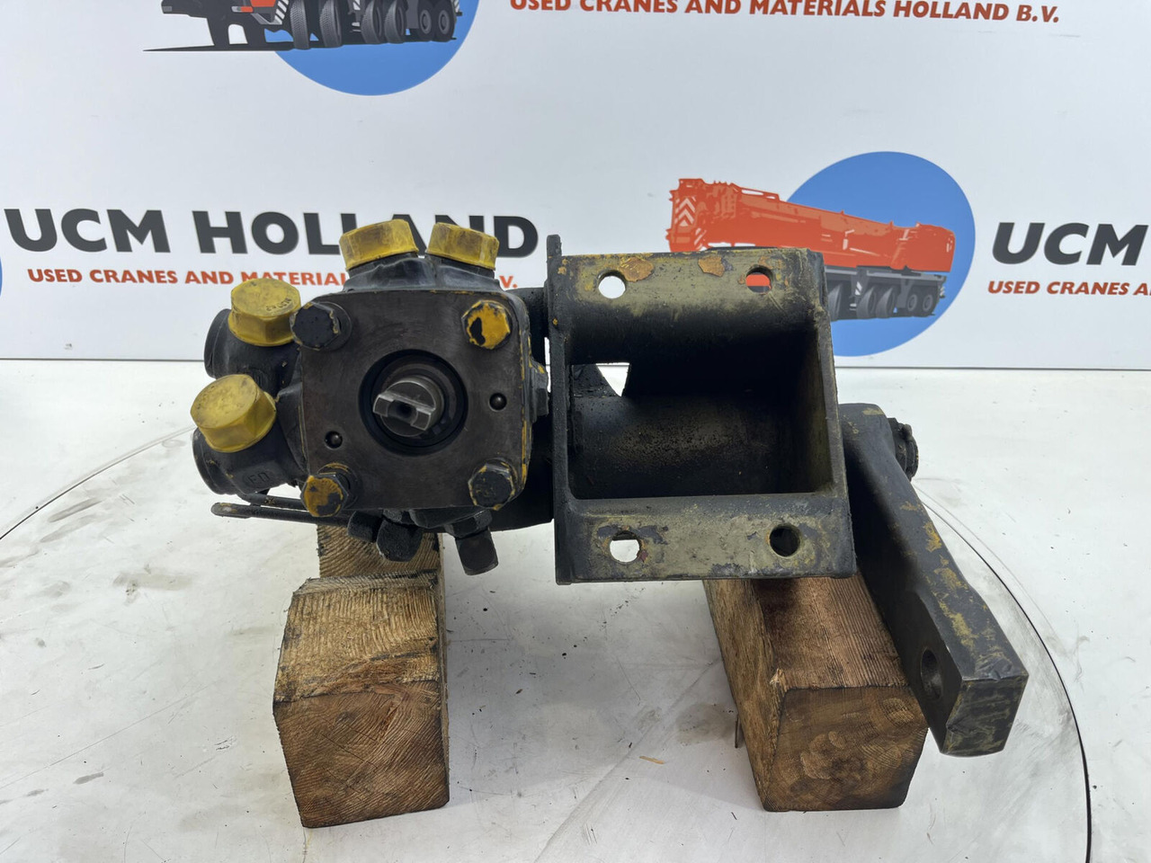 FAUN HK 40 steering box - Рулевой механизм для Мобильных кранов: фото 3 FAUN HK 40 steering box - Рулевой механизм для Мобильных кранов: фото 3