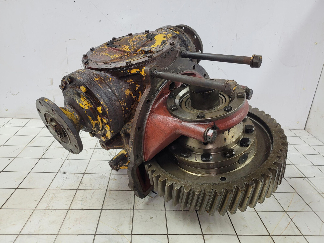 FAUN KF 30 mid differential 10x49 - Дифференциал для Мобильных кранов: фото 4 FAUN KF 30 mid differential 10x49 - Дифференциал для Мобильных кранов: фото 4