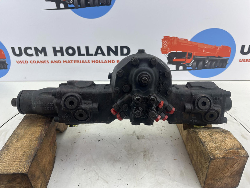 Gottwald 85-53 steering box - Рулевая колонка для Кранов: фото 5 Gottwald 85-53 steering box - Рулевая колонка для Кранов: фото 5