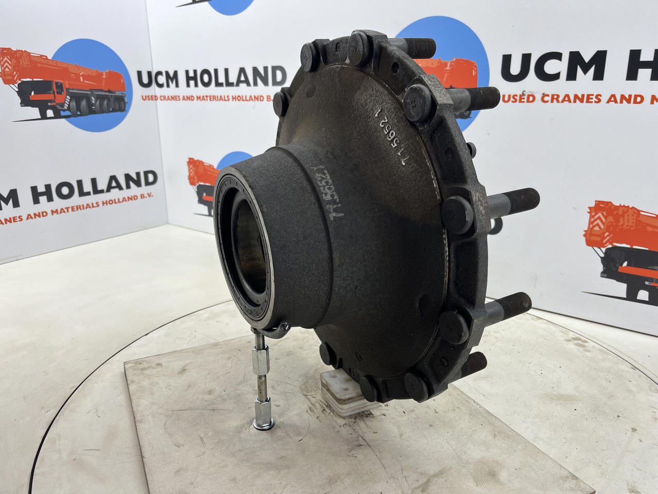 Grove GMK 3050 Megatrak wheel hub - Ступица для Кранов: фото 4 Grove GMK 3050 Megatrak wheel hub - Ступица для Кранов: фото 4