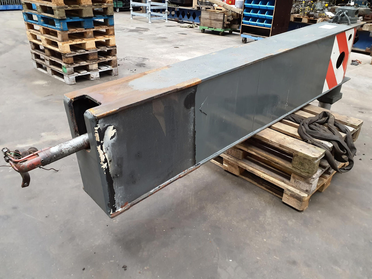 Krupp 70 GMT outriggerbeam rear complete - Подвеска для Мобильных кранов: фото 3 Krupp 70 GMT outriggerbeam rear complete - Подвеска для Мобильных кранов: фото 3