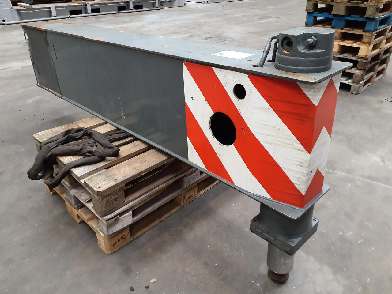 Krupp 70 GMT outriggerbeam rear complete - Подвеска для Мобильных кранов: фото 1 Krupp 70 GMT outriggerbeam rear complete - Подвеска для Мобильных кранов: фото 1