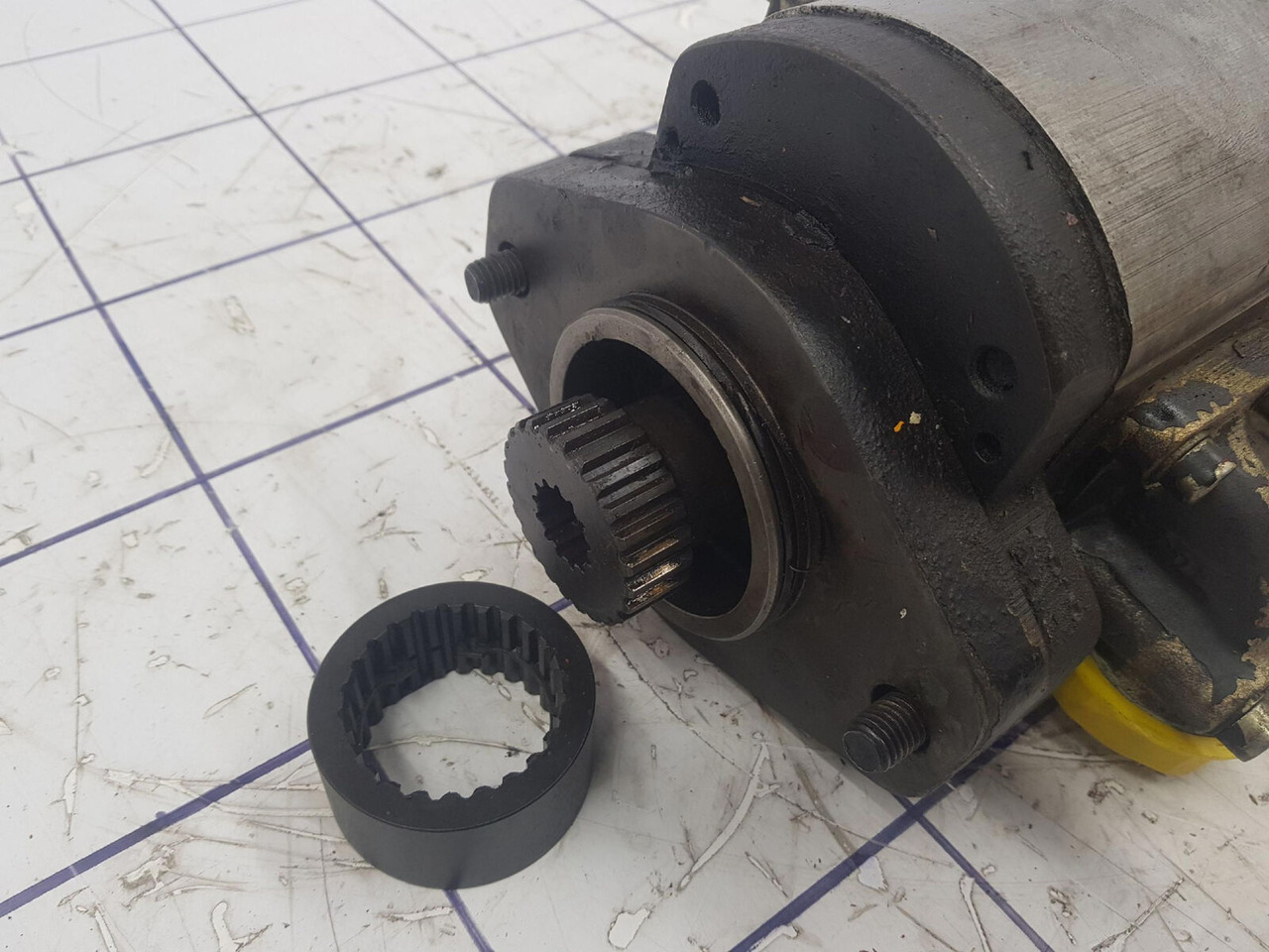 Krupp KMK 3045 four way gear pump - Гидравлический насос для Мобильных кранов: фото 5 Krupp KMK 3045 four way gear pump - Гидравлический насос для Мобильных кранов: фото 5
