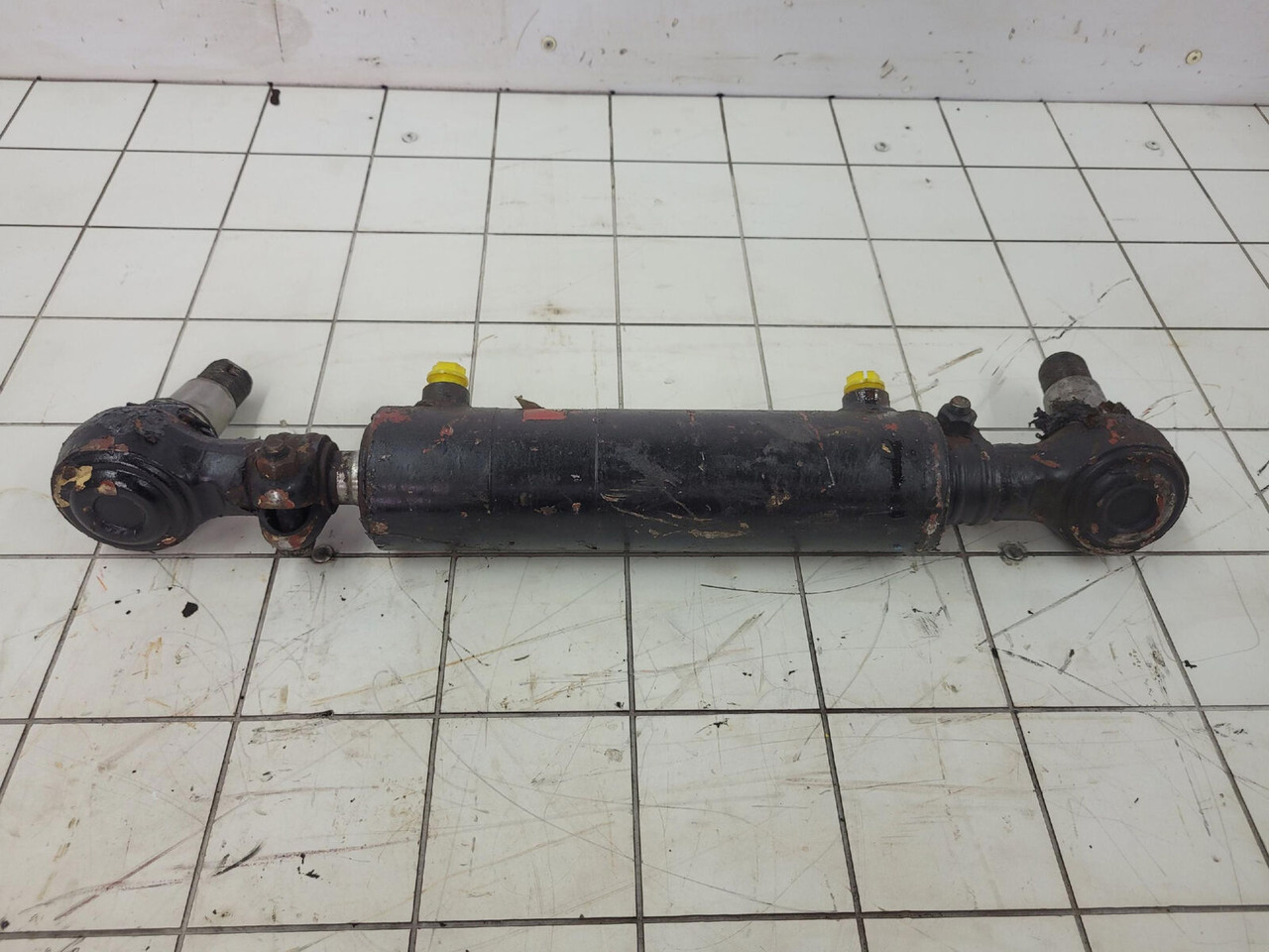 Krupp KMK 3045 steering cylinder - Гидравлический цилиндр для Мобильных кранов: фото 4 Krupp KMK 3045 steering cylinder - Гидравлический цилиндр для Мобильных кранов: фото 4