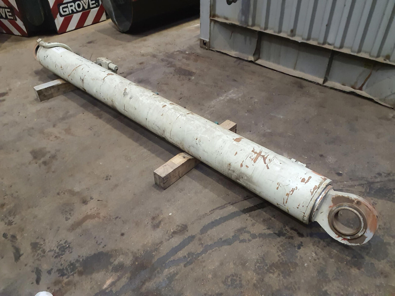 Krupp KMK 3050 Boom cylinder - Гидравлический цилиндр для Мобильных кранов: фото 1 Krupp KMK 3050 Boom cylinder - Гидравлический цилиндр для Мобильных кранов: фото 1