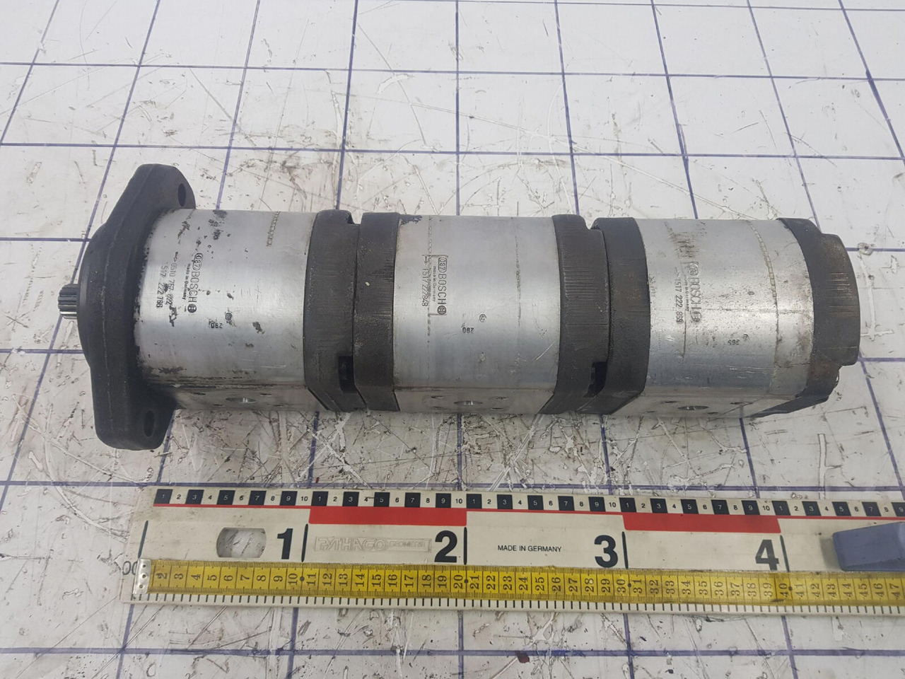 Krupp KMK 4070 three way gear pump - Гидравлический насос для Мобильных кранов: фото 1 Krupp KMK 4070 three way gear pump - Гидравлический насос для Мобильных кранов: фото 1