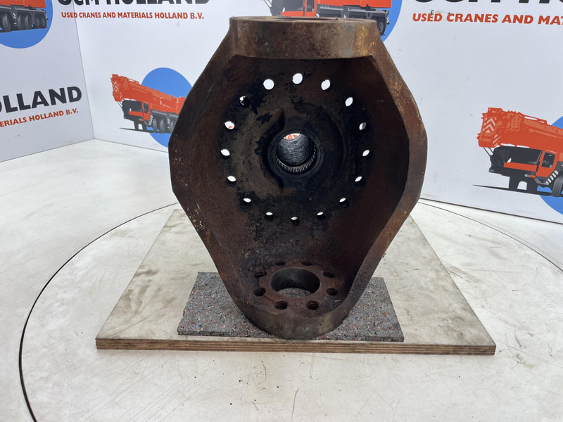 Krupp KMK 5100 Steering knuckle 16 holes axle 1 - Поворотный кулак для Кранов: фото 5 Krupp KMK 5100 Steering knuckle 16 holes axle 1 - Поворотный кулак для Кранов: фото 5