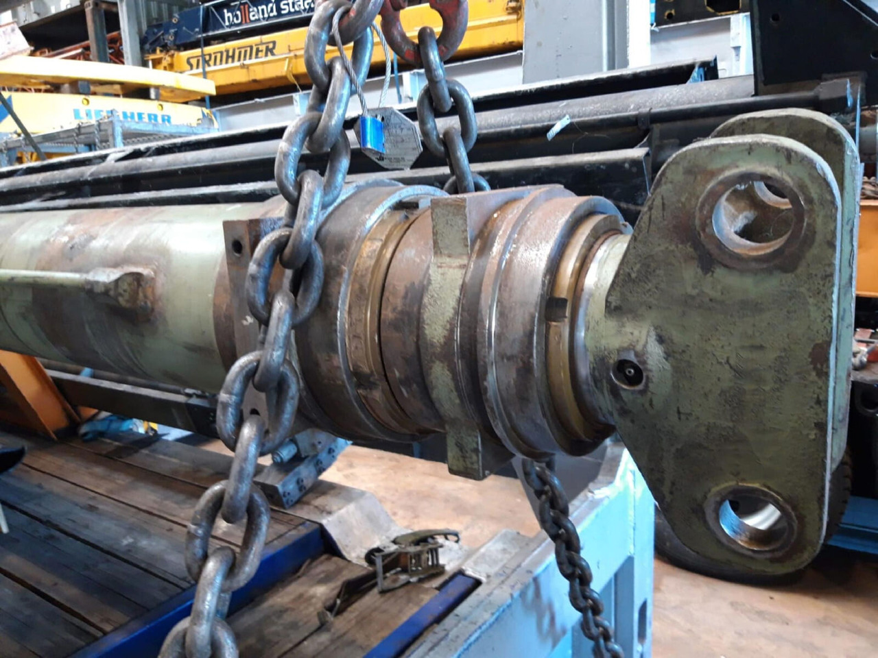 Krupp KMK 6160/6180/6200 telescopic cylinder double - Гидравлический цилиндр для Мобильных кранов: фото 4 Krupp KMK 6160/6180/6200 telescopic cylinder double - Гидравлический цилиндр для Мобильных кранов: фото 4