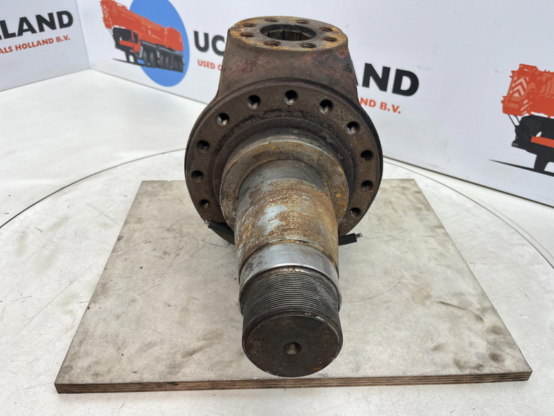 Liebherr LT 1090 Steering knuckle 16 holes - Поворотный кулак для Кранов: фото 2 Liebherr LT 1090 Steering knuckle 16 holes - Поворотный кулак для Кранов: фото 2