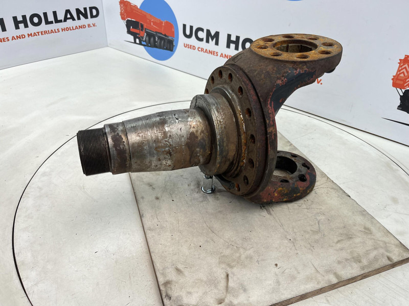 Liebherr LT 1090 Steering knuckle 16 holes - Поворотный кулак для Кранов: фото 1 Liebherr LT 1090 Steering knuckle 16 holes - Поворотный кулак для Кранов: фото 1