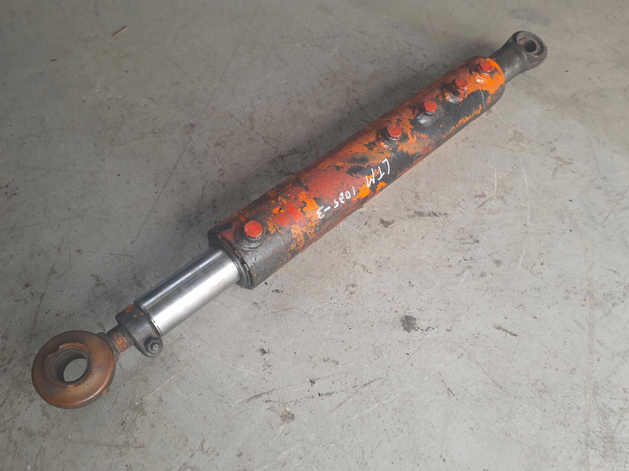 Liebherr LTM 1035 LTM 1025 steering locking cylinder - Гидравлический цилиндр для Мобильных кранов: фото 2 Liebherr LTM 1035 LTM 1025 steering locking cylinder - Гидравлический цилиндр для Мобильных кранов: фото 2