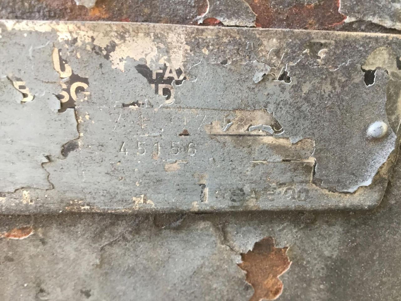 Liebherr LTM 1050-1 axle housing axle 3 - Ось и запчасти для Мобильных кранов: фото 5 Liebherr LTM 1050-1 axle housing axle 3 - Ось и запчасти для Мобильных кранов: фото 5