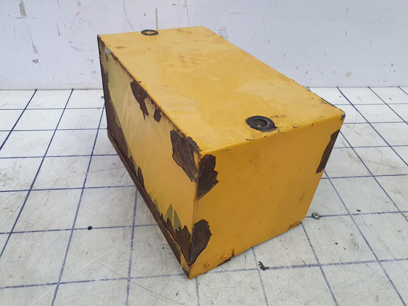 Liebherr LTM 1055-3.2 airco hydro compressor unit cover - Аккумулятор для Кранов: фото 3 Liebherr LTM 1055-3.2 airco hydro compressor unit cover - Аккумулятор для Кранов: фото 3