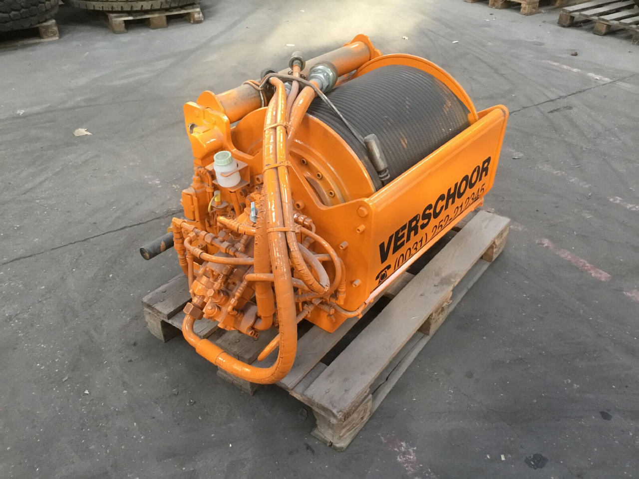 Liebherr LTM 1095-5.1 winch - Лебёдка для Мобильных кранов: фото 1 Liebherr LTM 1095-5.1 winch - Лебёдка для Мобильных кранов: фото 1