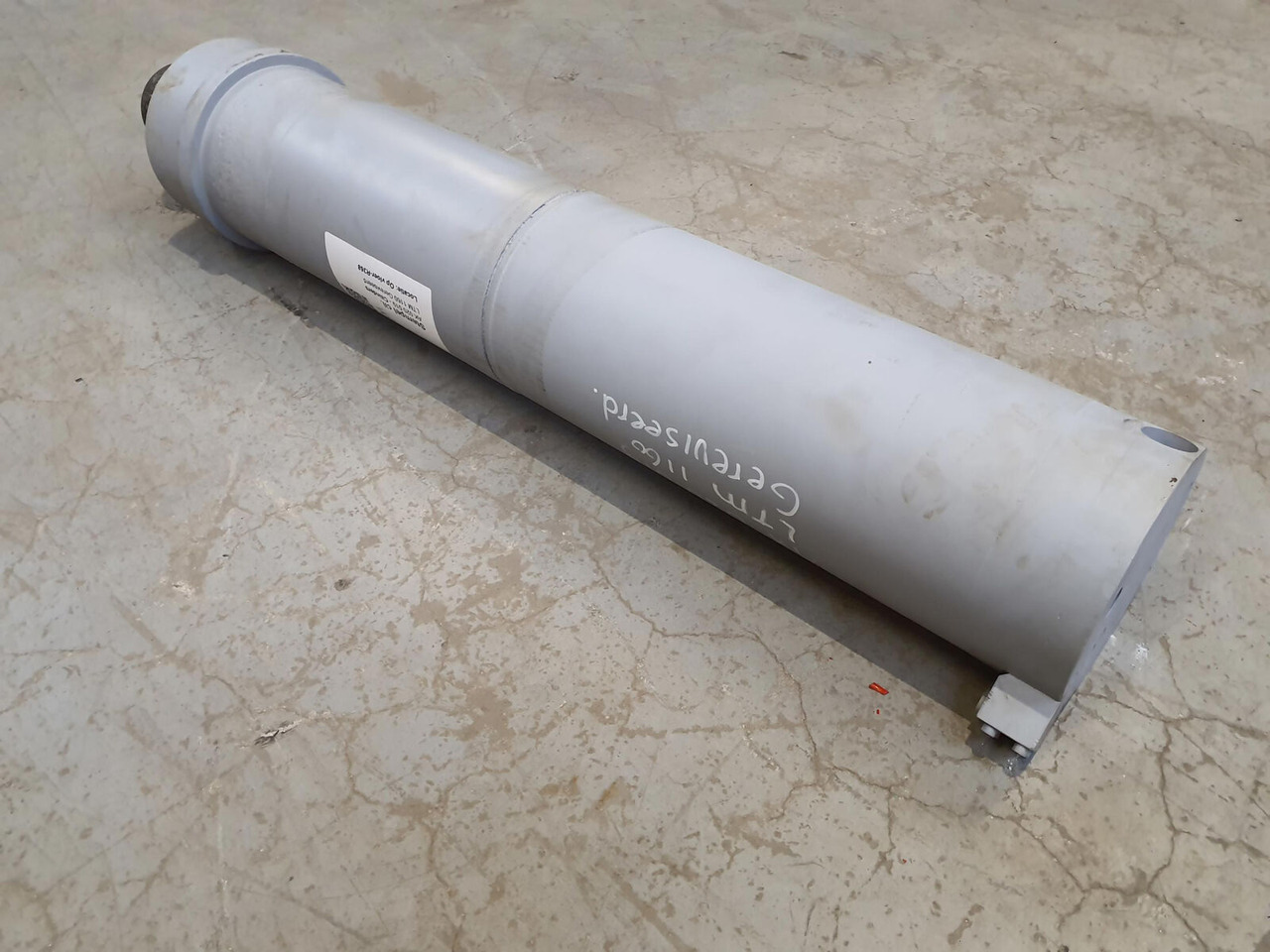 Liebherr LTM 1160 outrigger support cylinder front - Гидравлический цилиндр для Мобильных кранов: фото 1 Liebherr LTM 1160 outrigger support cylinder front - Гидравлический цилиндр для Мобильных кранов: фото 1