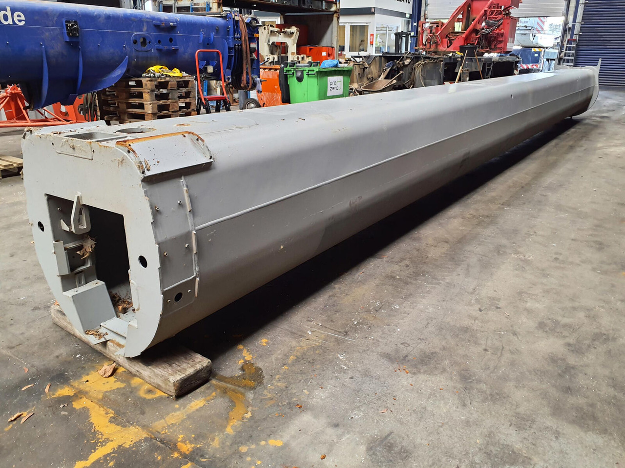 Liebherr LTM 1200-5.1 Telescopic section 4 - Стрела для Вседорожных кранов: фото 3 Liebherr LTM 1200-5.1 Telescopic section 4 - Стрела для Вседорожных кранов: фото 3
