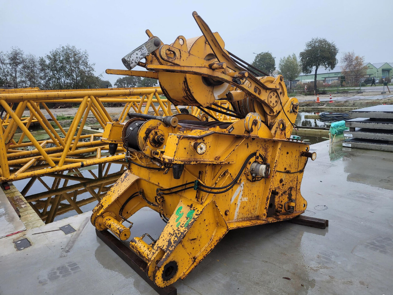 Liebherr LTM 1300 luffing jib winch with frame - Лебёдка для Мобильных кранов: фото 1 Liebherr LTM 1300 luffing jib winch with frame - Лебёдка для Мобильных кранов: фото 1