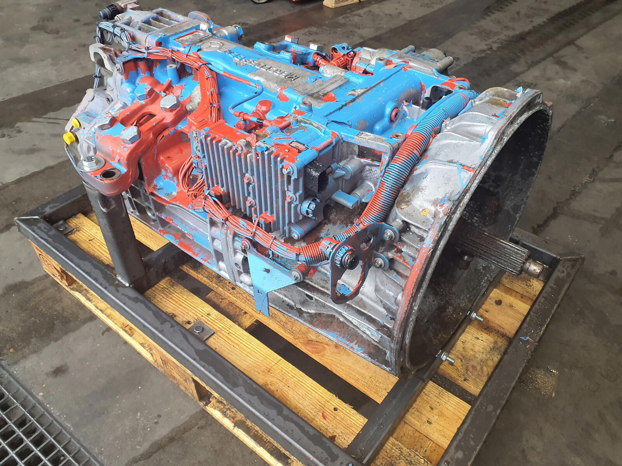 Mercedes-Benz GMK 5130-1 gearbox Mercedes G240-16 - Коробка передач для Мобильных кранов: фото 2 Mercedes-Benz GMK 5130-1 gearbox Mercedes G240-16 - Коробка передач для Мобильных кранов: фото 2