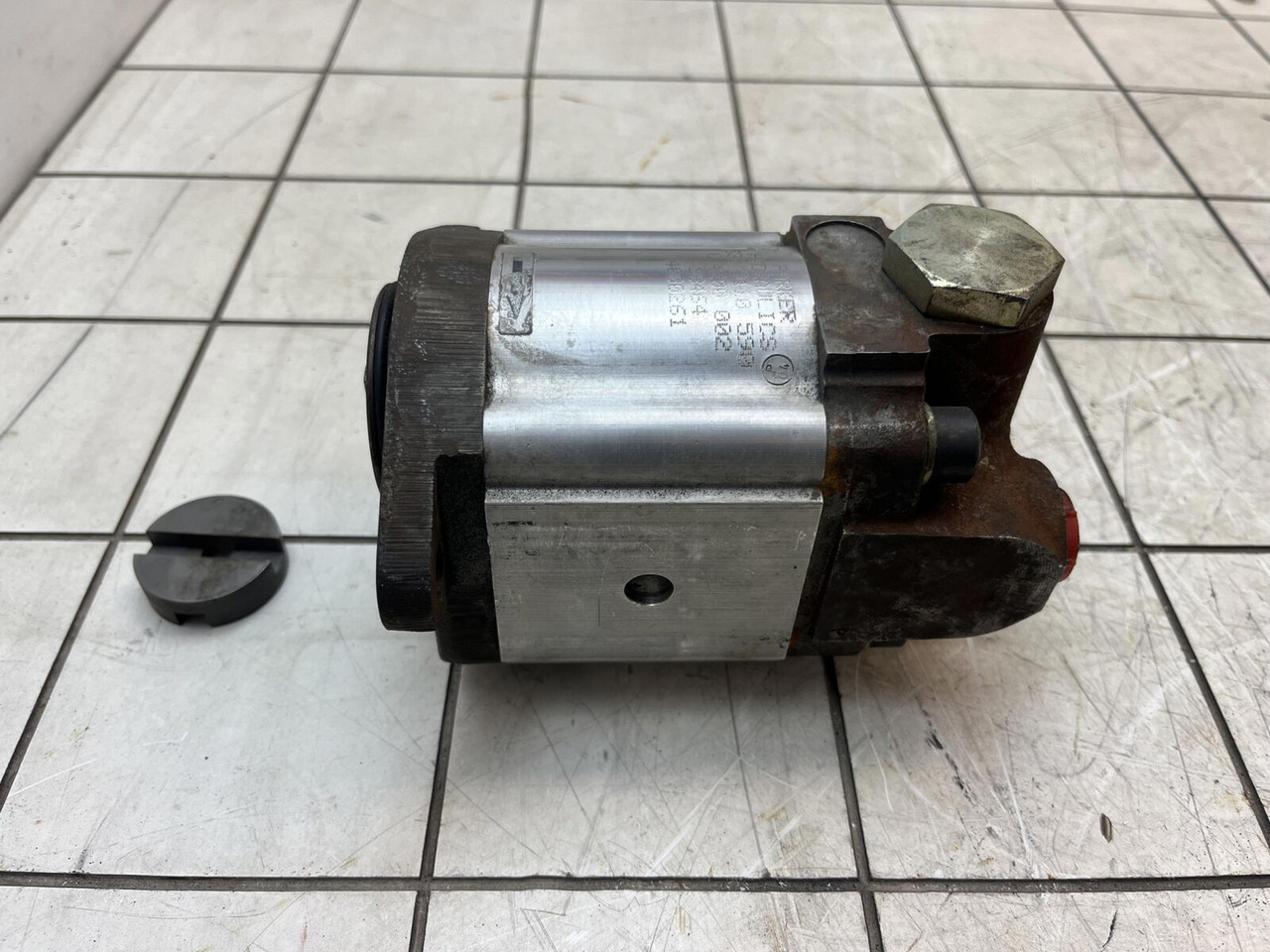 Parker Parker Hydraulics gear pump - Гидравлический насос для Кранов: фото 3 Parker Parker Hydraulics gear pump - Гидравлический насос для Кранов: фото 3