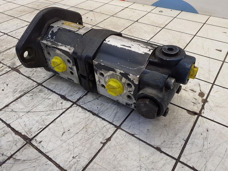 Rexroth Rexroth Sigma dual gear pump - Гидравлический насос для Кранов: фото 1 Rexroth Rexroth Sigma dual gear pump - Гидравлический насос для Кранов: фото 1
