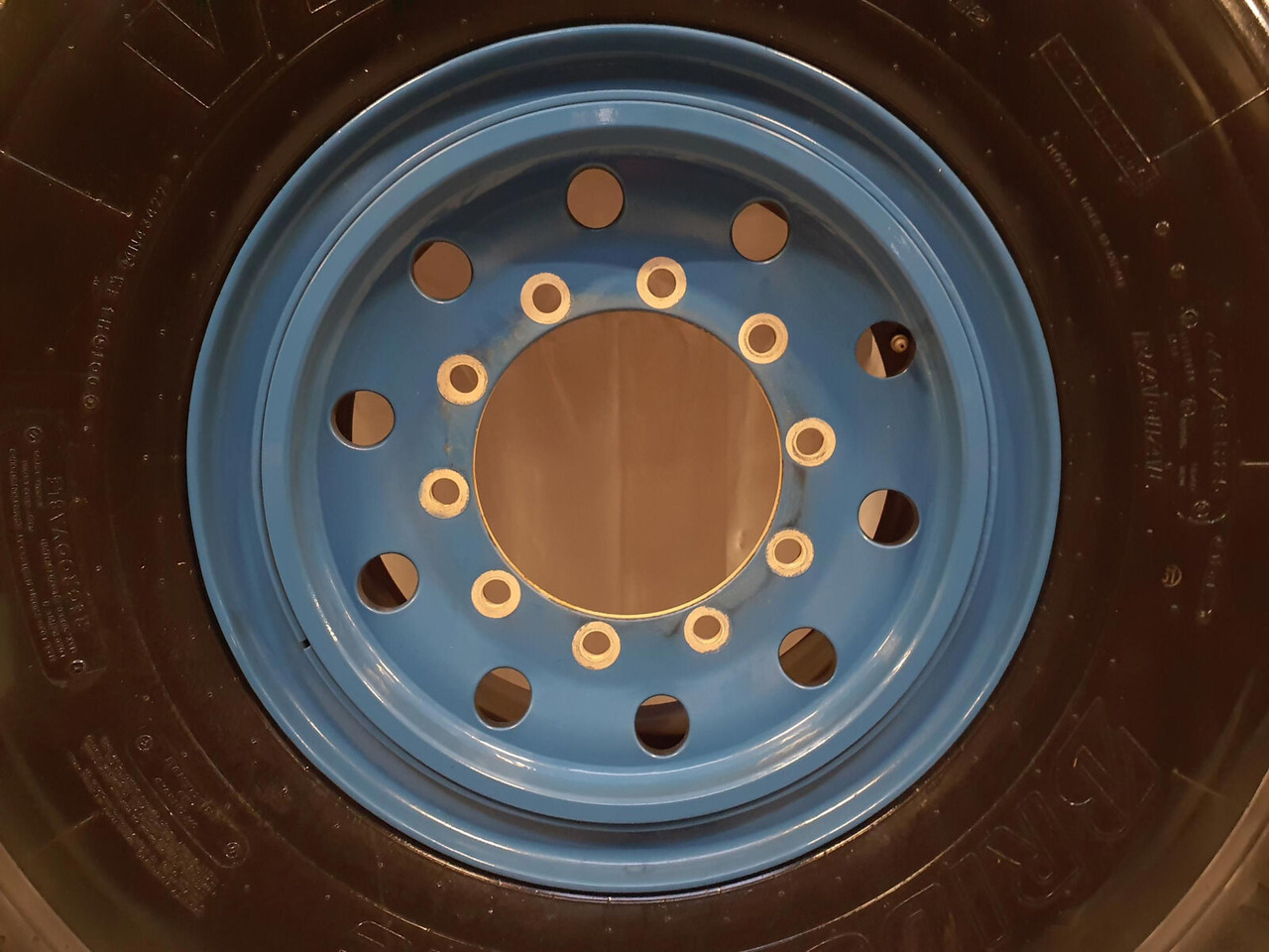 Tadano Faun Wheel 445/95R25 10 6.5 3p - Колесо для Кранов: фото 2 Tadano Faun Wheel 445/95R25 10 6.5 3p - Колесо для Кранов: фото 2