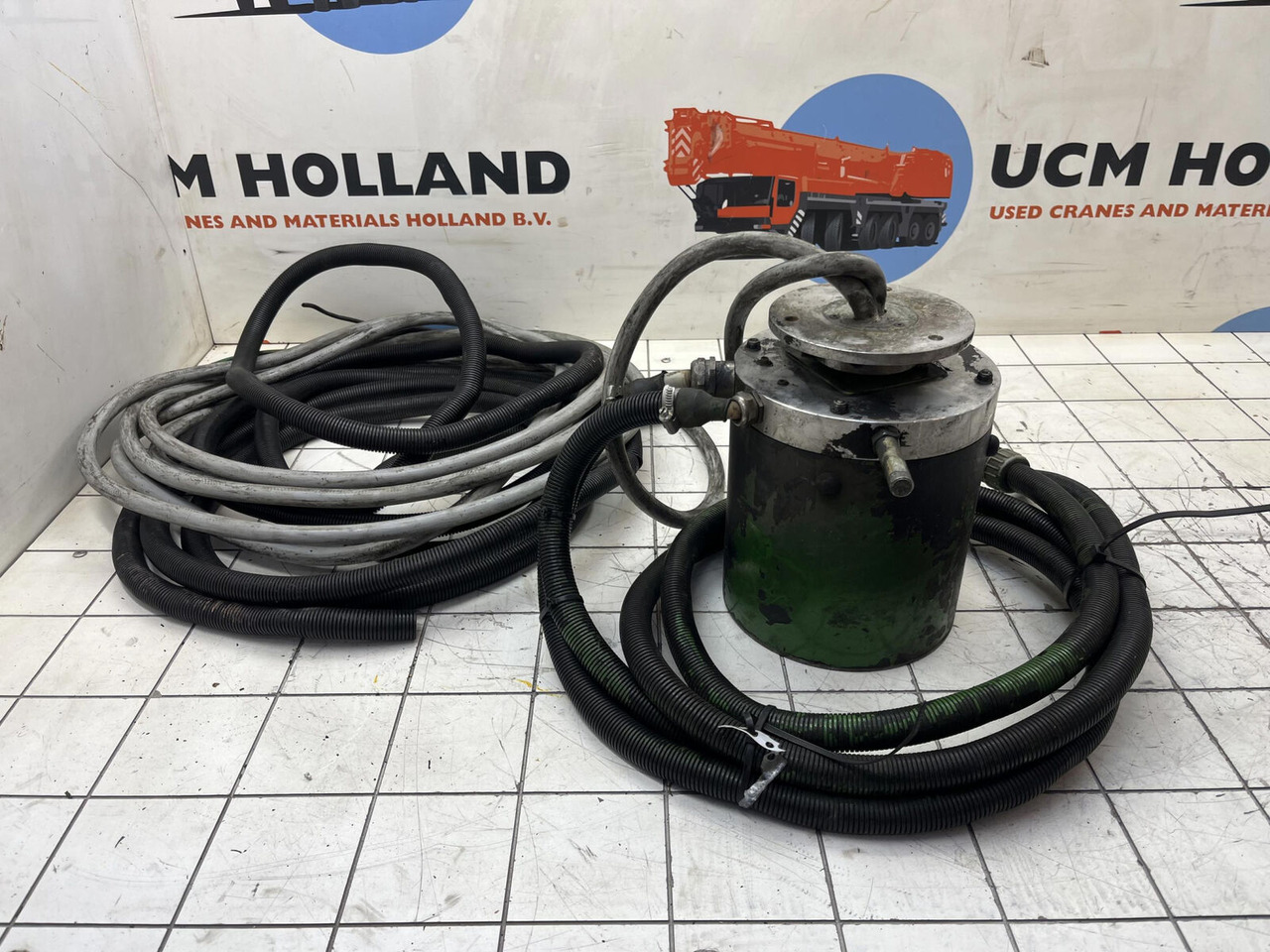 Terex AC 155 slip ring assy - Электрическая система для Мобильных кранов: фото 3 Terex AC 155 slip ring assy - Электрическая система для Мобильных кранов: фото 3