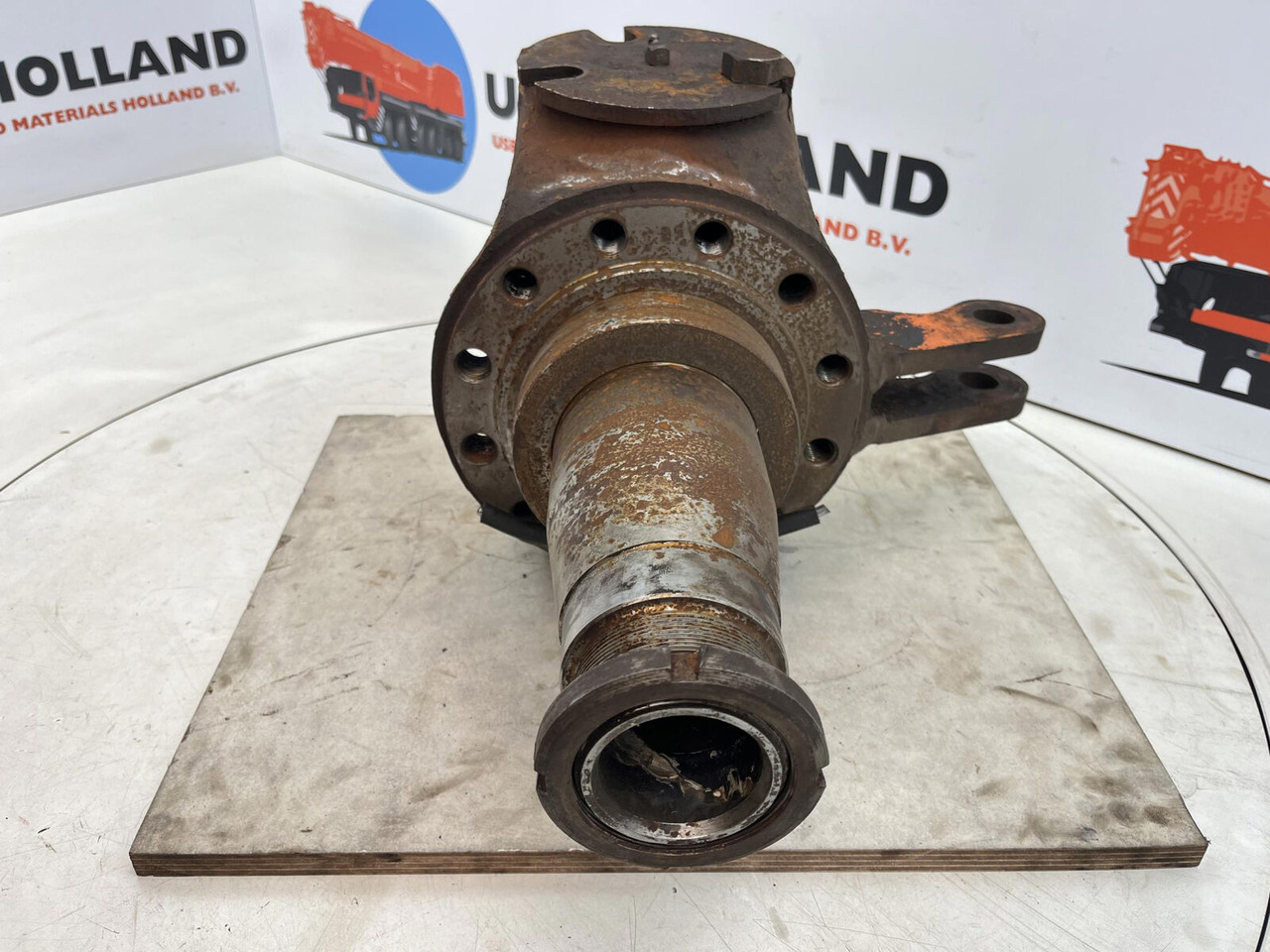 Terex HC 340 Steering knuckle 12 holes axle 1 - Поворотный кулак для Мобильных кранов: фото 2 Terex HC 340 Steering knuckle 12 holes axle 1 - Поворотный кулак для Мобильных кранов: фото 2