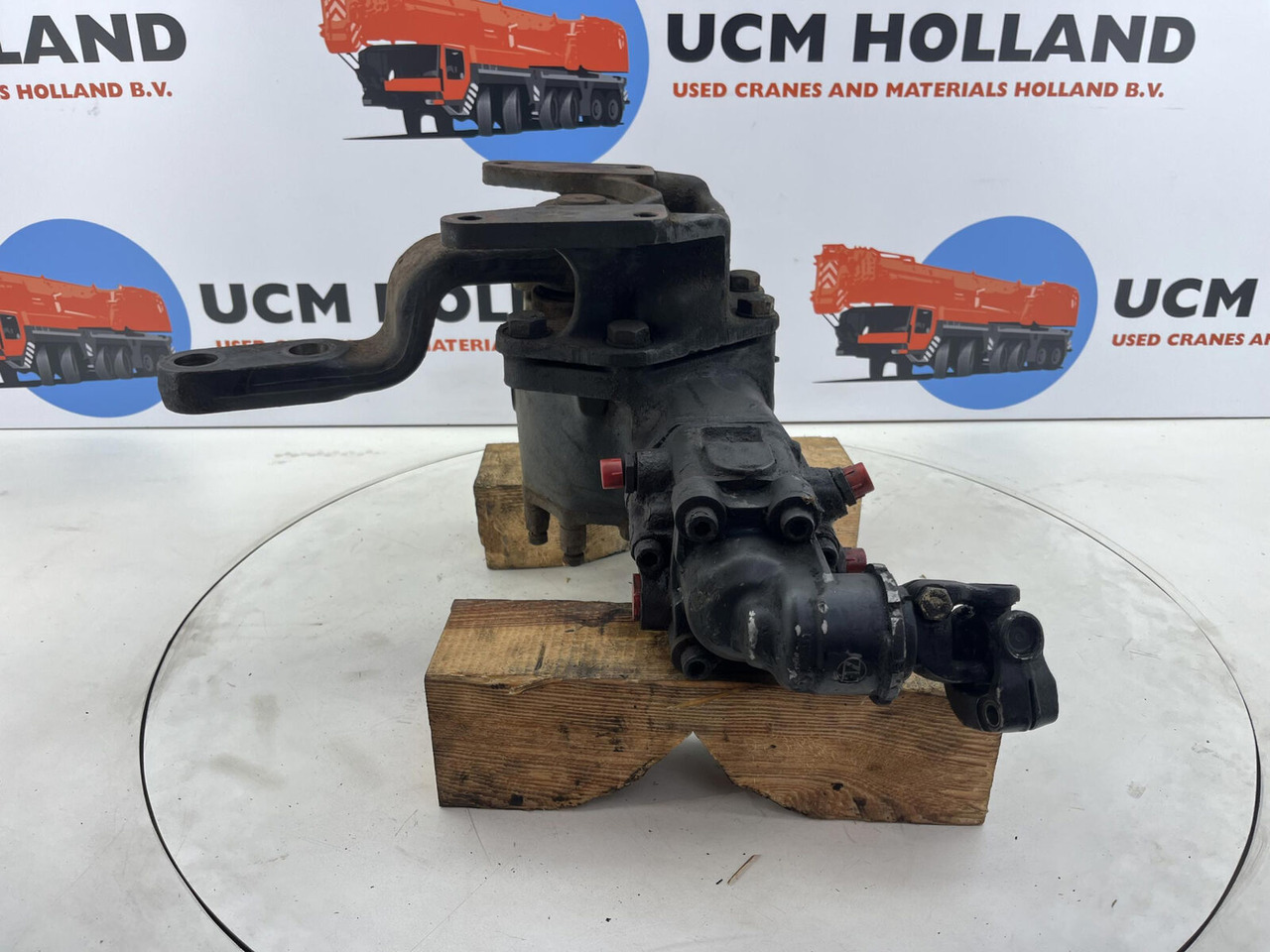 Terex ZF Steering box 135bar - Рулевой механизм для Кранов: фото 4 Terex ZF Steering box 135bar - Рулевой механизм для Кранов: фото 4