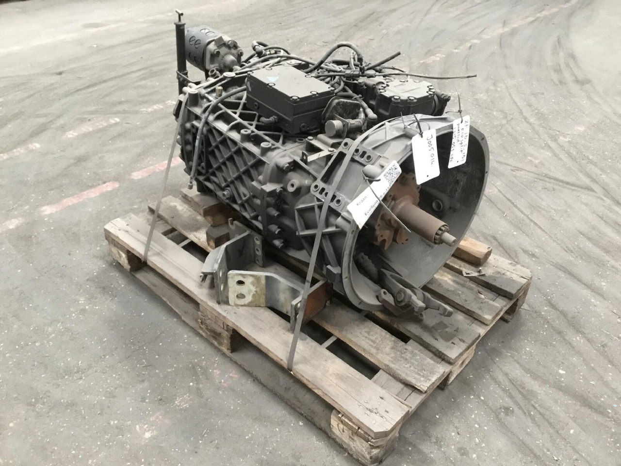 ZF ATF 60-4 gearbox EcoSplit 16-S-151 - Коробка передач для Мобильных кранов: фото 1 ZF ATF 60-4 gearbox EcoSplit 16-S-151 - Коробка передач для Мобильных кранов: фото 1