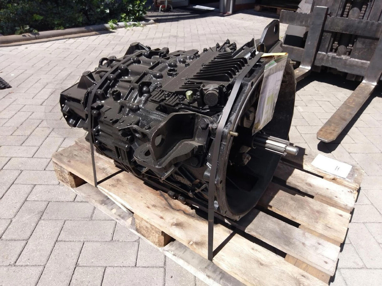 ZF LTM 1055-3.2 gearbox Astronic 12 AS 2302 - Коробка передач для Мобильных кранов: фото 2 ZF LTM 1055-3.2 gearbox Astronic 12 AS 2302 - Коробка передач для Мобильных кранов: фото 2