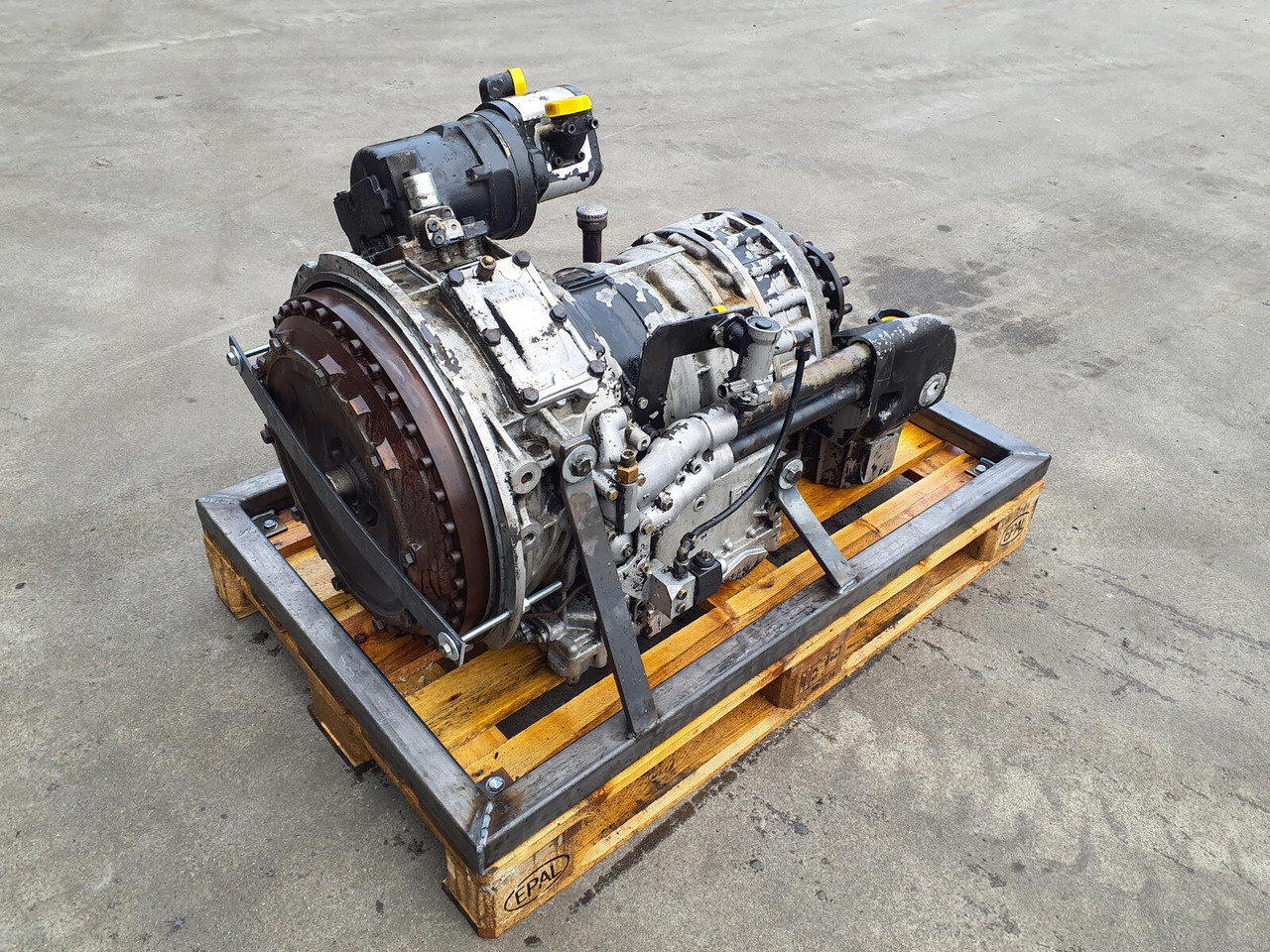ZF LTM 1060 gearbox ZF 6HP-600 - Коробка передач для Мобильных кранов: фото 1 ZF LTM 1060 gearbox ZF 6HP-600 - Коробка передач для Мобильных кранов: фото 1