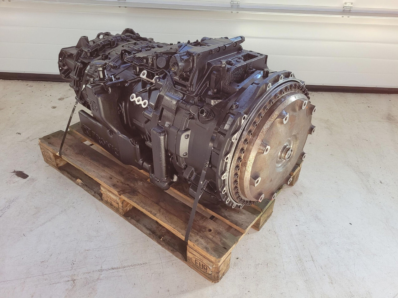 ZF LTM 1250-6.1 gearbox TC tronic 12 AS 3002 TC - Коробка передач для Мобильных кранов: фото 2 ZF LTM 1250-6.1 gearbox TC tronic 12 AS 3002 TC - Коробка передач для Мобильных кранов: фото 2