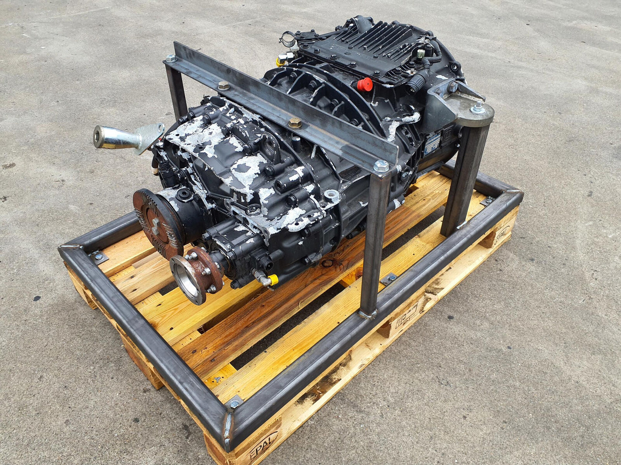 ZF Terex challenger 3160 Gearbox ZF astronic MID 12 AS 1625 SO - Коробка передач для Мобильных кранов: фото 3 ZF Terex challenger 3160 Gearbox ZF astronic MID 12 AS 1625 SO - Коробка передач для Мобильных кранов: фото 3