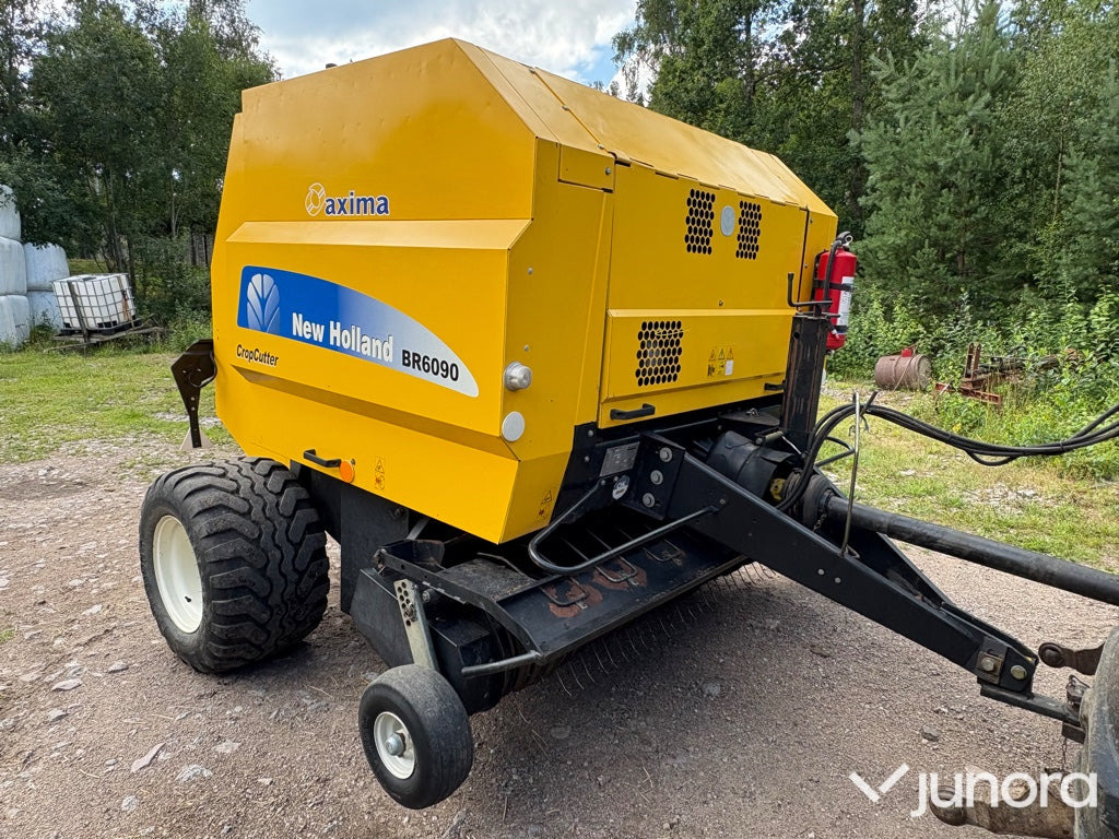 Rundbalspress New Holland BR6090 - Пресс-подборщик рулонный: фото 5 Rundbalspress New Holland BR6090 - Пресс-подборщик рулонный: фото 5