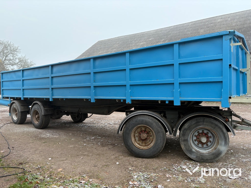 Torkvagn/Spannmålsvagn med tipp - 25 kubik - Самосвальный прицеп: фото 4 Torkvagn/Spannmålsvagn med tipp - 25 kubik - Самосвальный прицеп: фото 4