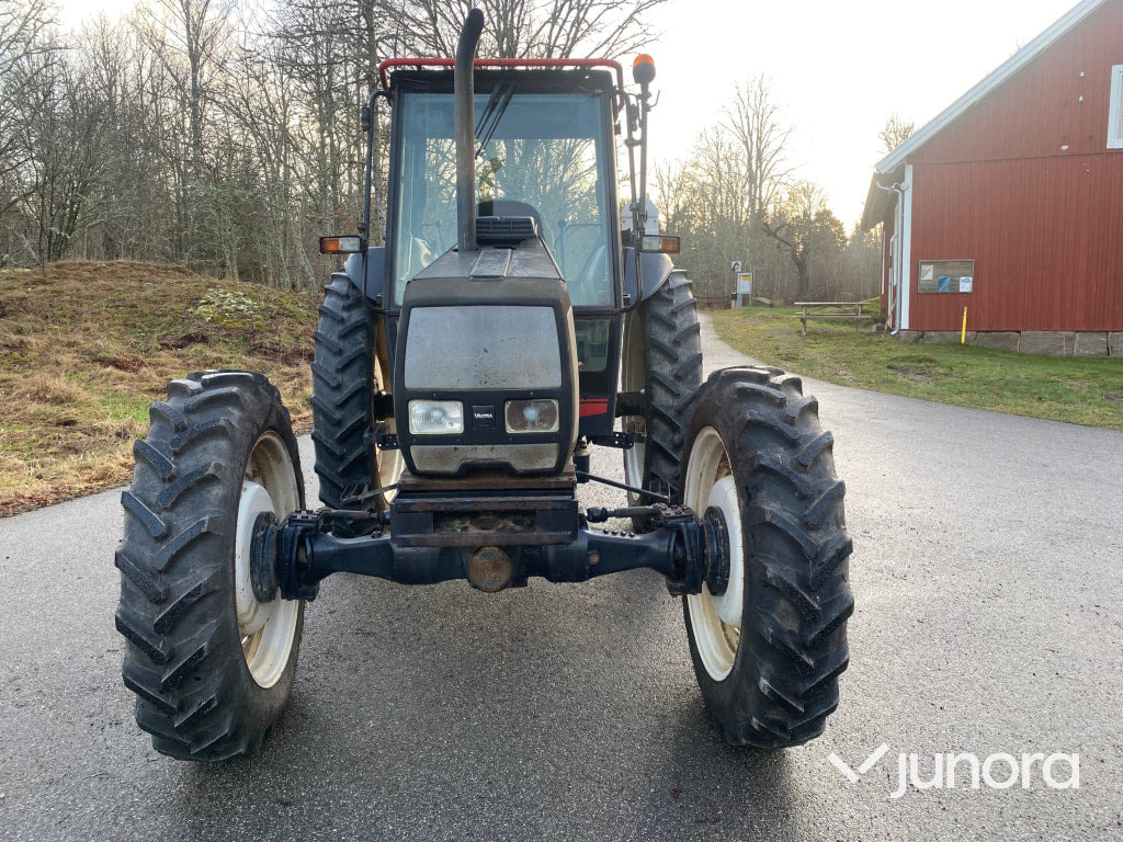 Traktor – Valtra Valmet 800 (2001) - Трактор: фото 2 Traktor – Valtra Valmet 800 (2001) - Трактор: фото 2