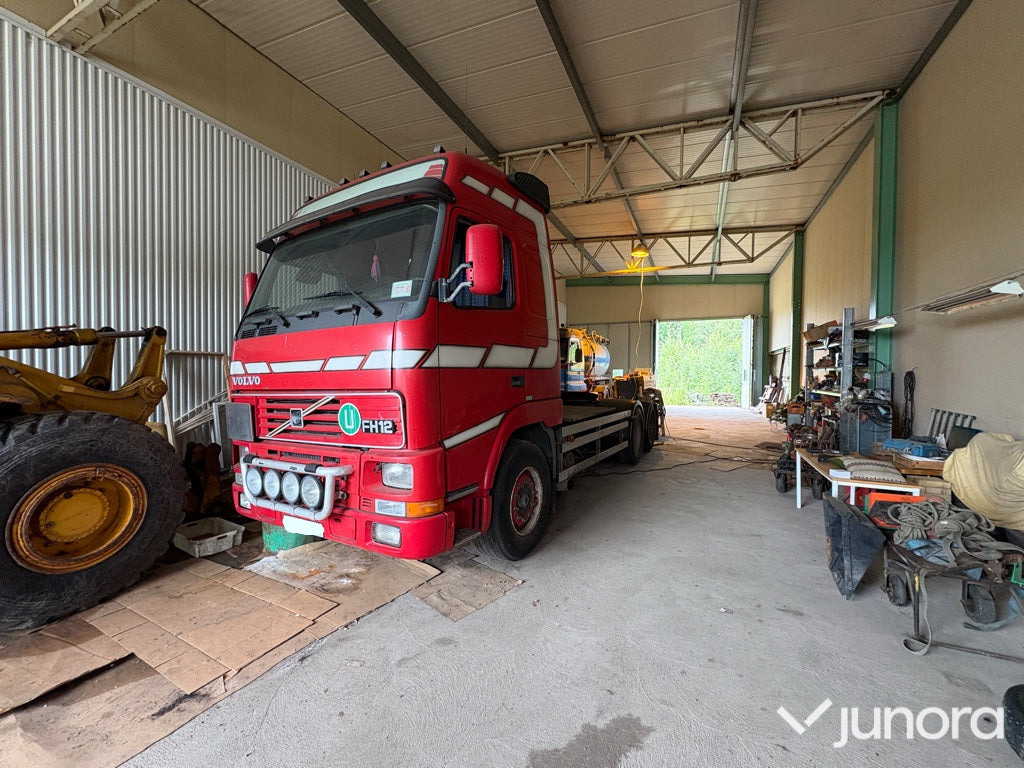 Lastbil - Volvo, FH12 6X2 - Тягач: фото 1 Lastbil - Volvo, FH12 6X2 - Тягач: фото 1