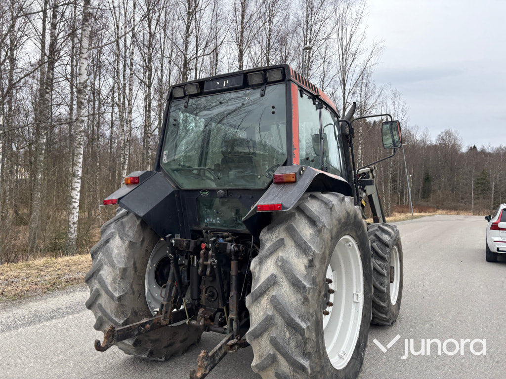 Valtra Valmet 6200 - Трактор: фото 5 Valtra Valmet 6200 - Трактор: фото 5