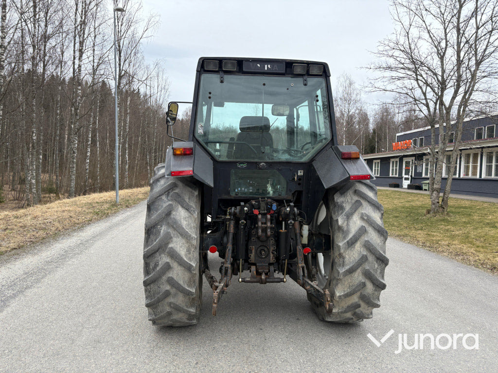 Valtra Valmet 6200 - Трактор: фото 3 Valtra Valmet 6200 - Трактор: фото 3