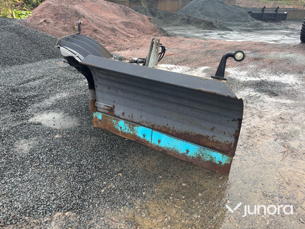 Vikplog - Holms V320 - Отвал для снега: фото 3 Vikplog - Holms V320 - Отвал для снега: фото 3