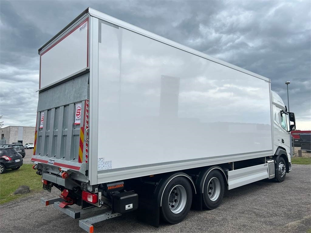 DAF XF480 FAS 6x2 - Грузовик с закрытым кузовом: фото 2 DAF XF480 FAS 6x2 - Грузовик с закрытым кузовом: фото 2