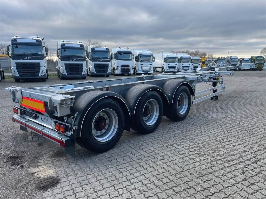 Hangler SDS 430 container chassis - multi låse - ADR - Полуприцеп-контейнеровоз/ Сменный кузов: фото 1 Hangler SDS 430 container chassis - multi låse - ADR - Полуприцеп-контейнеровоз/ Сменный кузов: фото 1