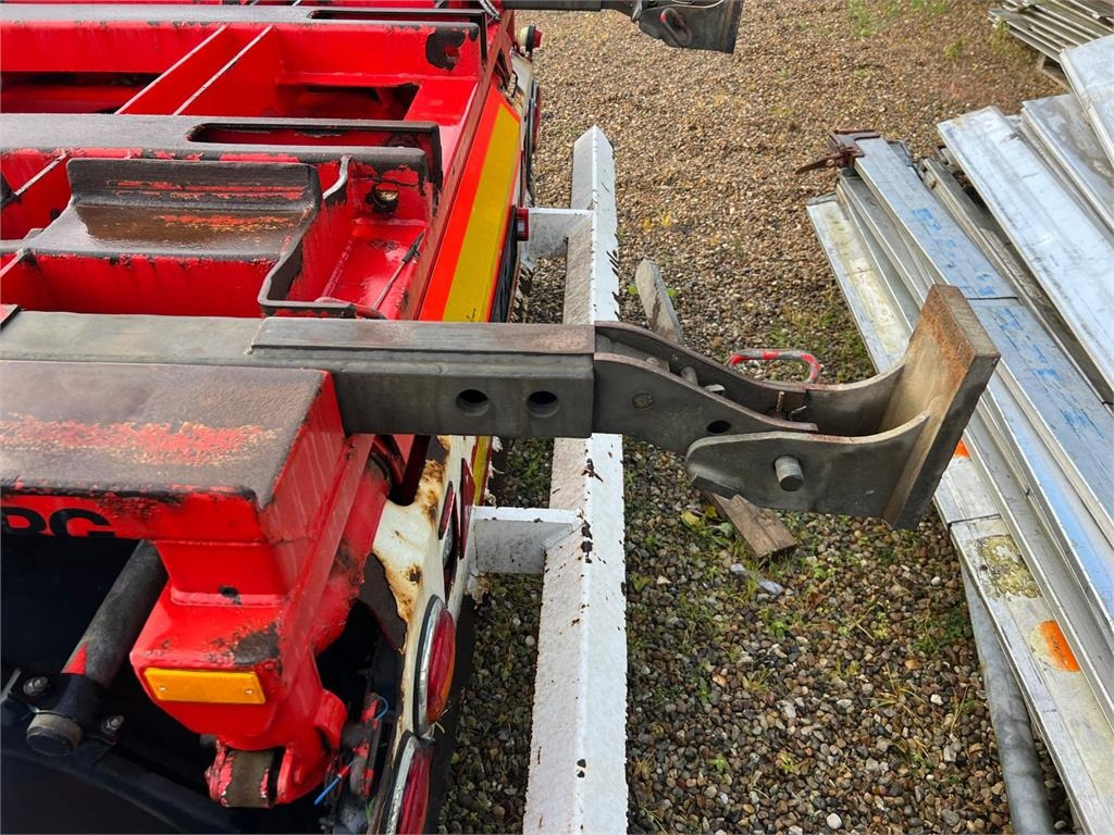 Kel-Berg D24B3 6,0 - 6,5 mtr. containere  - Прицеп мультилифт/ Бункеровоз: фото 4 Kel-Berg D24B3 6,0 - 6,5 mtr. containere  - Прицеп мультилифт/ Бункеровоз: фото 4