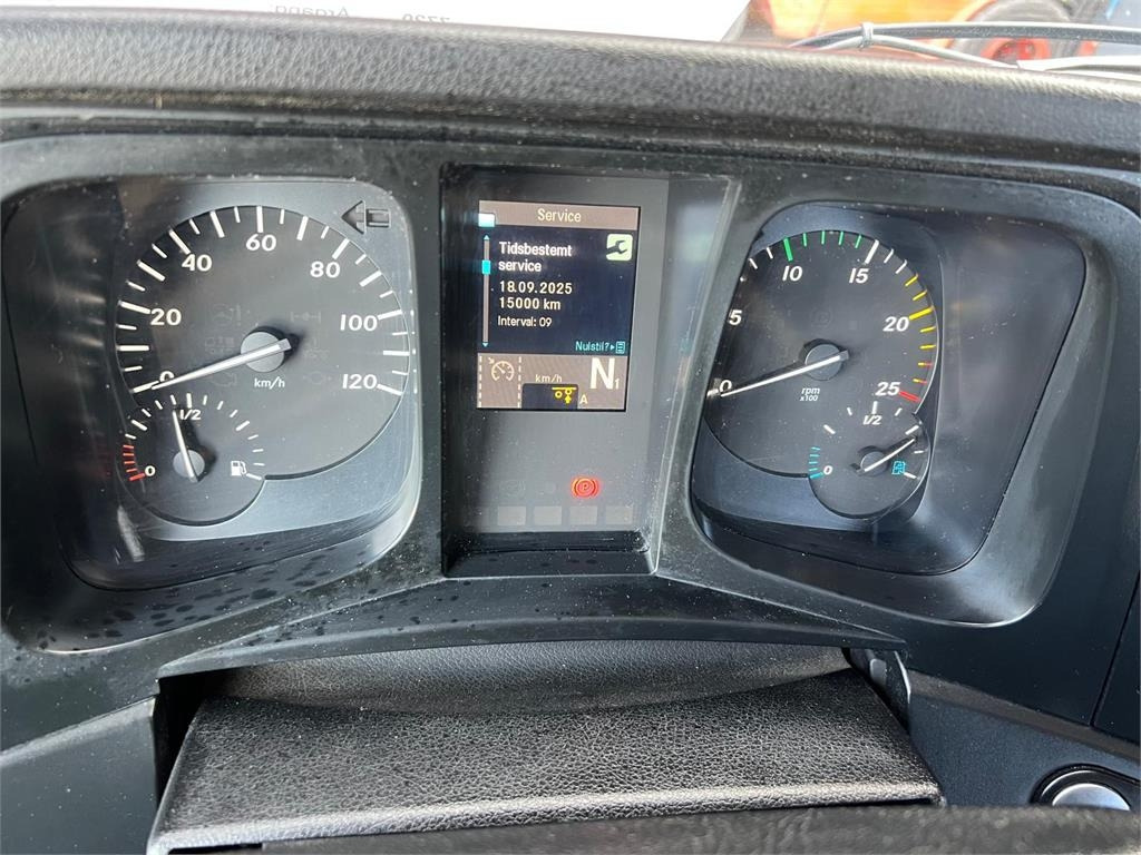 Mercedes-Benz Antos 2546 - Hiab 192 E kran - Портальный бункеровоз: фото 5 Mercedes-Benz Antos 2546 - Hiab 192 E kran - Портальный бункеровоз: фото 5