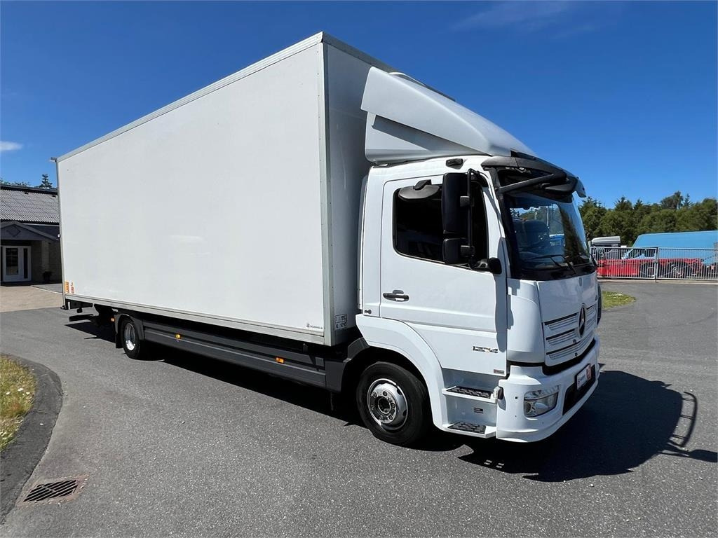 Mercedes-Benz Atego 1224 LnR - Грузовик с закрытым кузовом: фото 5 Mercedes-Benz Atego 1224 LnR - Грузовик с закрытым кузовом: фото 5