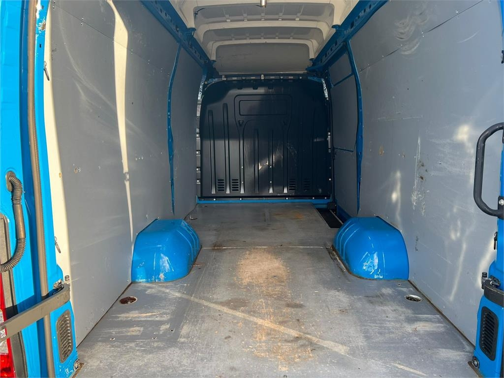 Renault Master 2.3 DCI 165 Rwd Twin L3H3 - Цельнометаллический фургон: фото 4 Renault Master 2.3 DCI 165 Rwd Twin L3H3 - Цельнометаллический фургон: фото 4