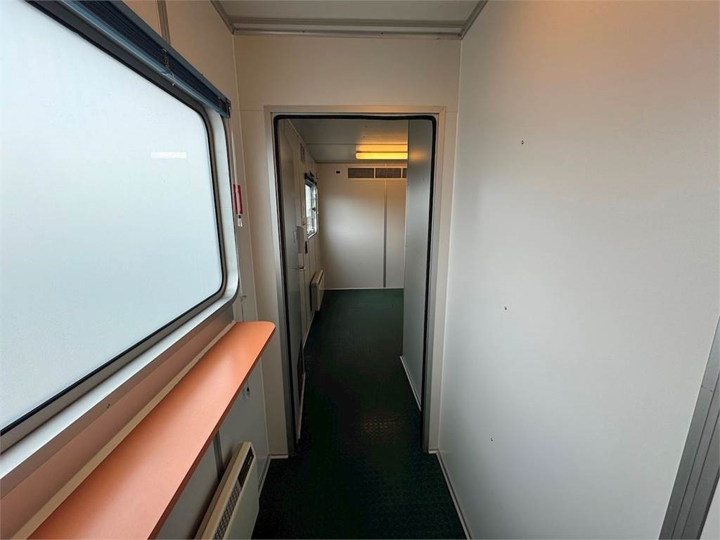 Полуприцеп-фургон Smit Mammografi - hospital trailer: фото 14