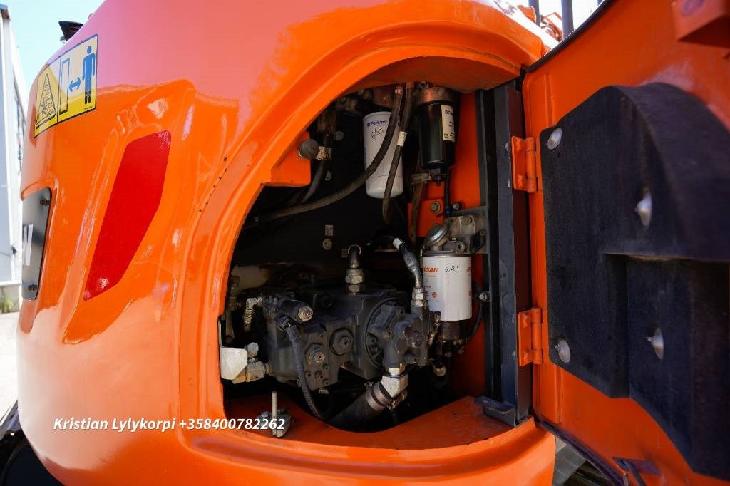 Гусеничный экскаватор Doosan DX140LCR-5: фото 19
